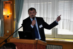 2013 STAKEHOLDER CO…