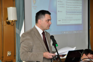 2013 STAKEHOLDER CO…